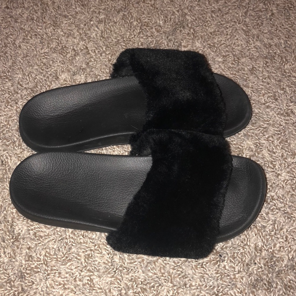 Fuzzy slides 🎀